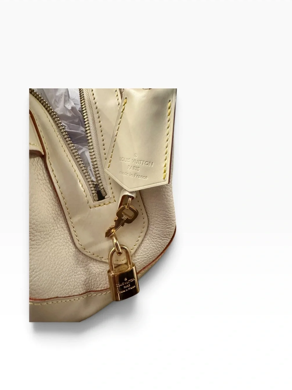Louis Vuitton Suhali Le Radieux in Blanc lock & Keys-Authentic